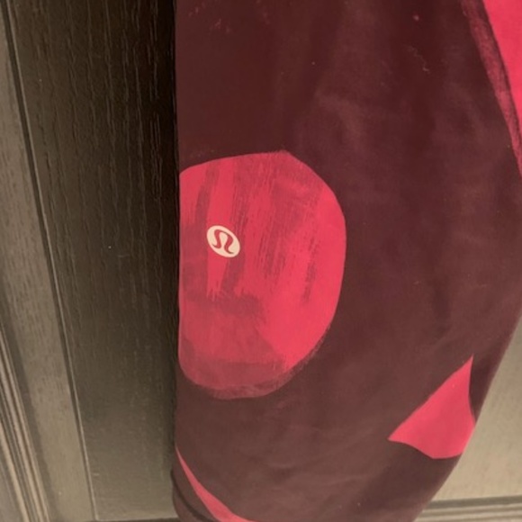 Lululemon marbled leggings - Picture 4 of 4